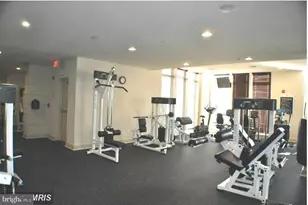 2765 Centerboro Dr, Vienna, VA 22181 - Photo 9