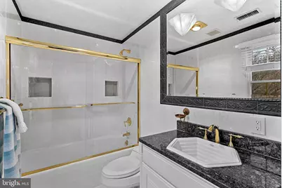 10317 Brittenford Drive, Vienna, VA 22182 - Photo 19