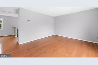 9071 Loreleigh Way, Fairfax, VA 22031 - Photo 5