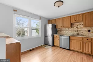 9071 Loreleigh Way, Fairfax, VA 22031 - Photo 13