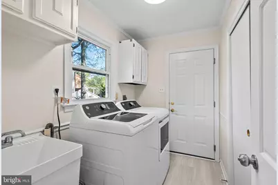 8805 Teresa Ann Court, Alexandria, VA 22308 - Photo 27