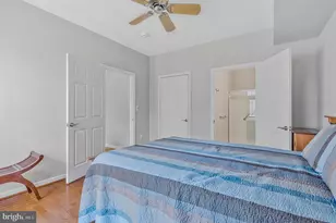 11405 Windleaf Ct, Reston, VA 20194 - Photo 17