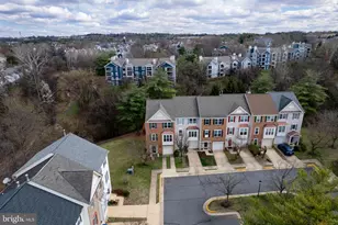 6241 Clay Pipe Ct, Centreville, VA 20121 - Photo 3