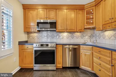 4575 Airlie Way, Annandale, VA 22003 - Photo 5