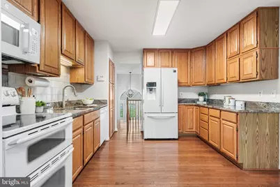 7630 Chancellor Way, Springfield, VA 22153 - Photo 25