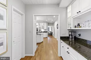 6813 Brimstone Ln, Fairfax Station, VA 22039 - Photo 17