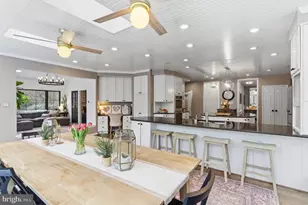 6813 Brimstone Ln, Fairfax Station, VA 22039 - Photo 19