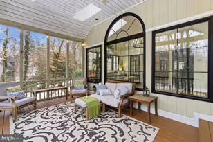 6813 Brimstone Ln, Fairfax Station, VA 22039 - Photo 23