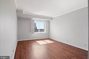 8360 Greensboro Dr, McLean, VA 22102 - Photo 27