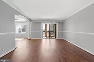 8360 Greensboro Dr, McLean, VA 22102 - Photo 11