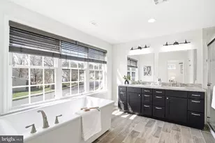 9502 Wallingford Dr, Burke, VA 22015 - Photo 17