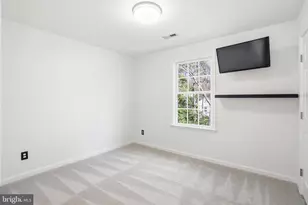 9502 Wallingford Dr, Burke, VA 22015 - Photo 21