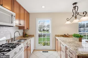 9502 Wallingford Dr, Burke, VA 22015 - Photo 5