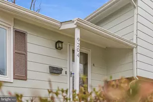 9204 Ashmeade Dr, Fairfax, VA 22032 - Photo 3