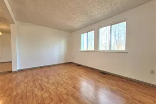 8072 Grandview Ct, Springfield, VA 22153 - Photo 7