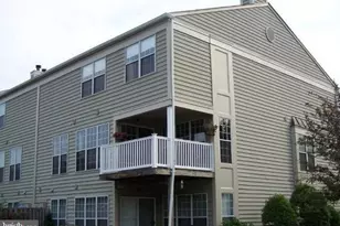 9247 Cardinal Forest Ln, Lorton, VA 22079 - Photo 3