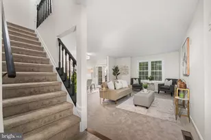 9117 Galbreth Ct, Springfield, VA 22153 - Photo 19