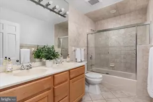 3022 Fox Den Ln, Oakton, VA 22124 - Photo 43