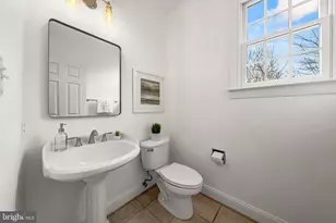 1096 Liberty Meeting Ct, Herndon, VA 20170 - Photo 37