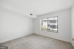 11240 Harbor Ct, Reston, VA 20191 - Photo 15