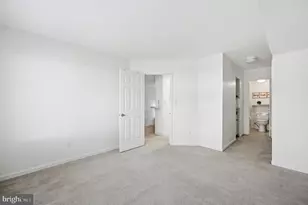 11240 Harbor Ct, Reston, VA 20191 - Photo 17