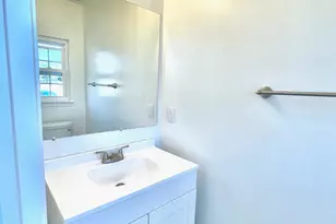 4141 Pleasant Meadow Ct, Chantilly, VA 20151 - Photo 3