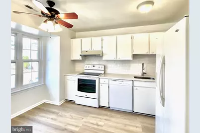 4141 Pleasant Meadow Court #93D, Chantilly, VA 20151 - Photo 5