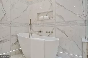 11123 Lakespray Way, Reston, VA 20191 - Photo 29