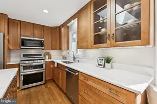 2926 Fort Lee St, Herndon, VA 20171 - Photo 11