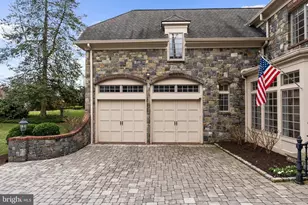 6929 River Oaks Dr, McLean, VA 22101 - Photo 3