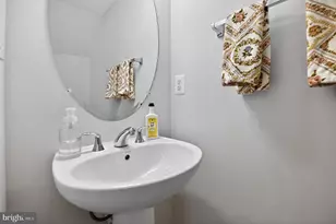 13574 Innovation Station Loop, Herndon, VA 20171 - Photo 25