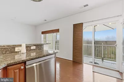 4477 Beacon Grove Circle, Fairfax, VA 22033 - Photo 11