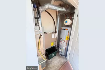 10002 Oakton Terrace Road, Oakton, VA 22124 - Photo 25