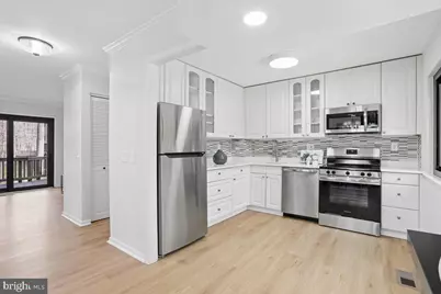 11922 Barrel Cooper Court, Reston, VA 20191 - Photo 15