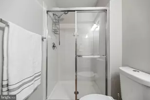 6614 Thurlton Dr, Alexandria, VA 22315 - Photo 49