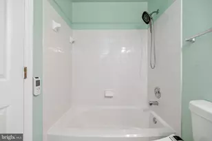 6614 Thurlton Dr, Alexandria, VA 22315 - Photo 33