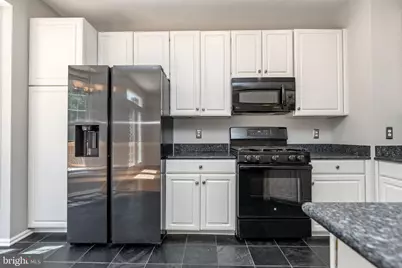 6614 Thurlton Drive, Alexandria, VA 22315 - Photo 19