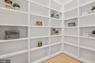 1109 Ingleside Ave, McLean, VA 22101 - Photo 21