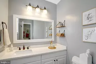 2008 Swan Terrace, Alexandria, VA 22307 - Photo 9