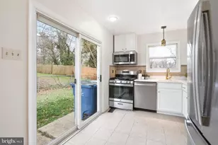 6207 Gemini Ct, Burke, VA 22015 - Photo 15