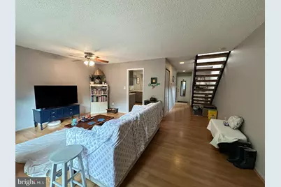 2215 Cartwright Place, Reston, VA 20191 - Photo 7