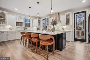 3799 Rainier Dr, Fairfax, VA 22033 - Photo 3