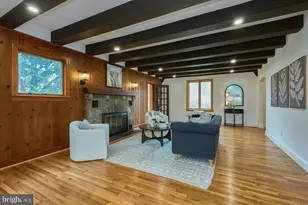 6586 Braddock Rd, Alexandria, VA 22312 - Photo 9