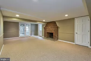 6586 Braddock Rd, Alexandria, VA 22312 - Photo 41