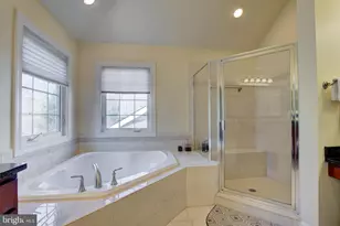 7690 Oak Field Ct, Springfield, VA 22153 - Photo 31