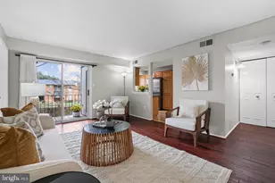 7756 New Providence Dr, Falls Church, VA 22042 - Photo 5