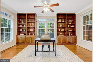 11181 Longwood Grove Dr, Reston, VA 20194 - Photo 11