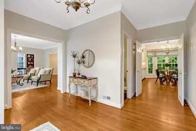 11181 Longwood Grove Drive, Reston, VA 20194 - Photo 5