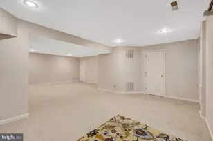 11181 Longwood Grove Dr, Reston, VA 20194 - Photo 69