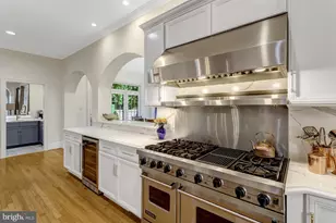 841 Leigh Mill Rd, Great Falls, VA 22066 - Photo 13